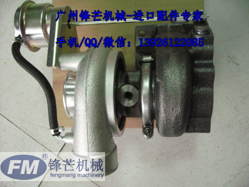 小松PC88MR-6挖掘机进口增压器6205-81-8270/49377-01601(图3)