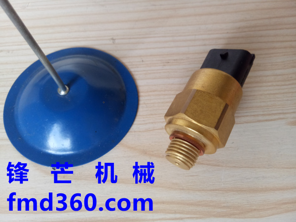 广州挖机配件沃尔沃机油压力传感器21291011、04215774(图1)