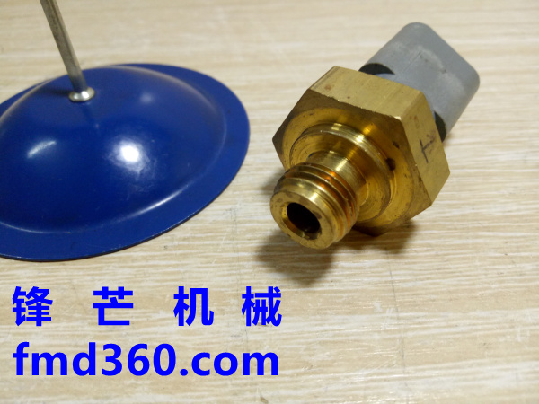 广州锋芒机械卡特机油压力传感器320-3061挖掘机配件(图1)